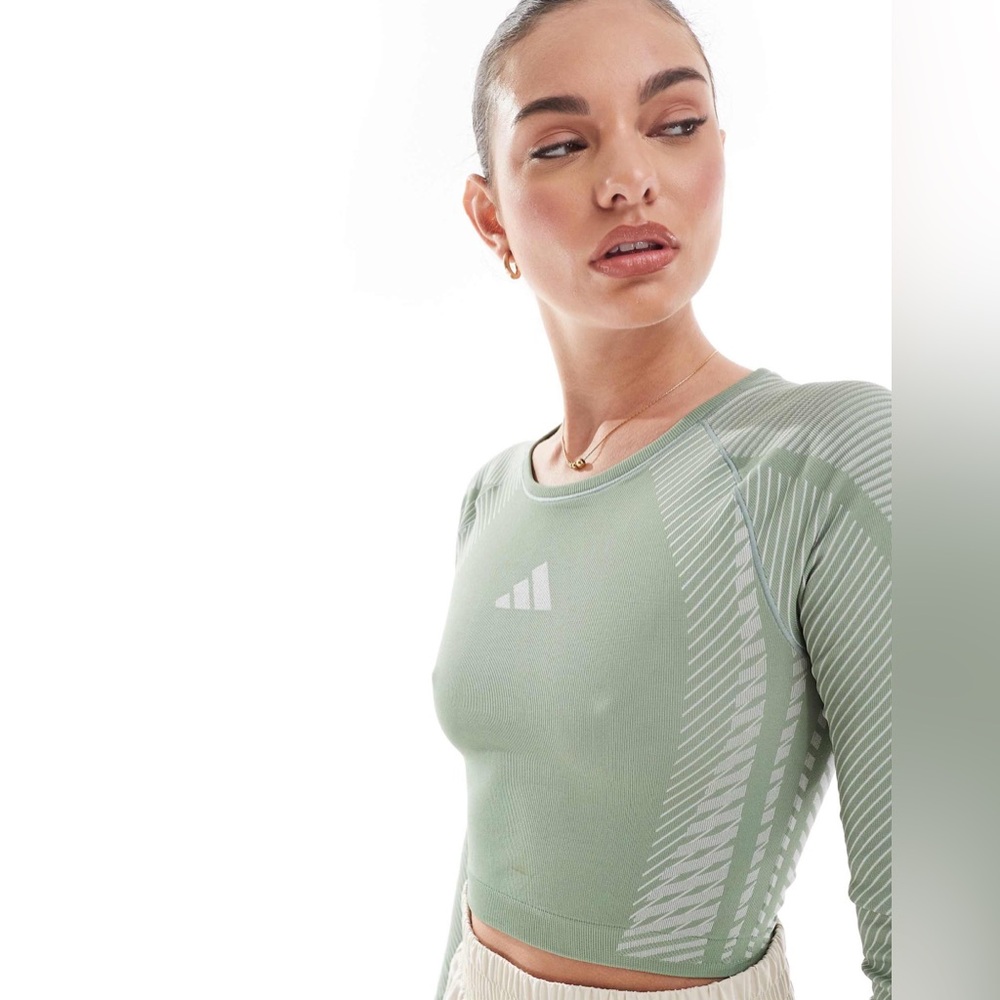 adidas Training seamless long sleeve crop top S